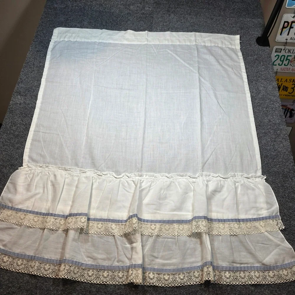 Vintage Style White Ruffled Cafe Curtains Lace Trim Blue Ribbon 4 Panels 35x28